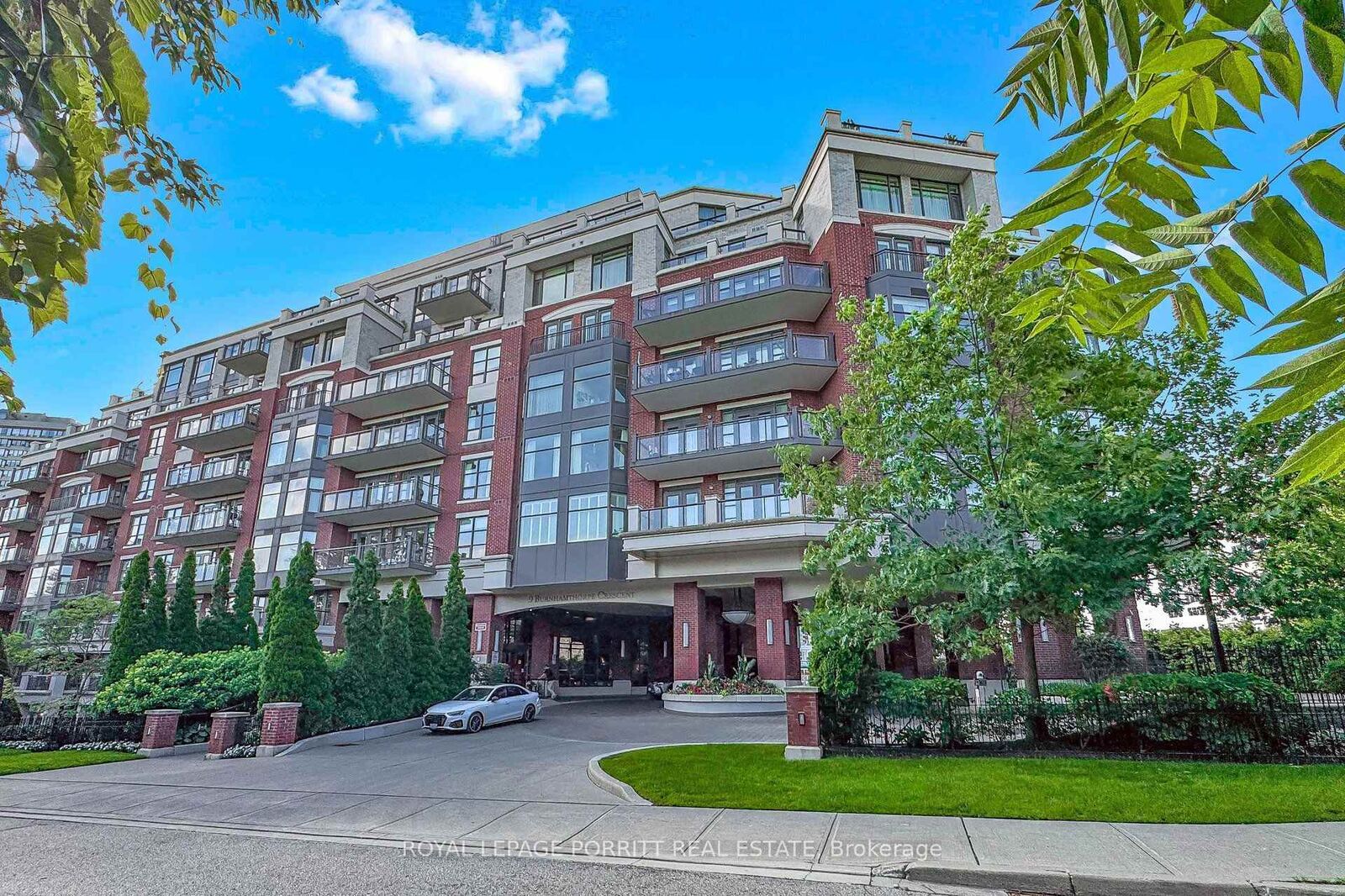 Property Photo: 9 Burnhamthorpe Crescent 309 ON M9A 0A6