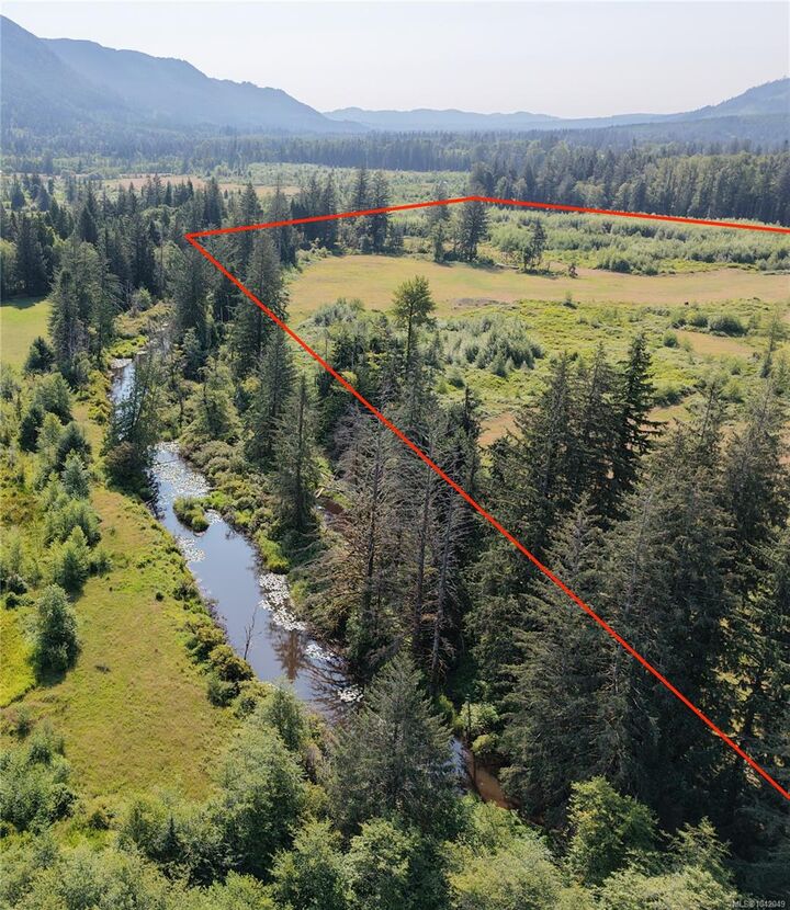 Property Photo:  1845 Stowe Creek Rd  BC V0P 1R0 