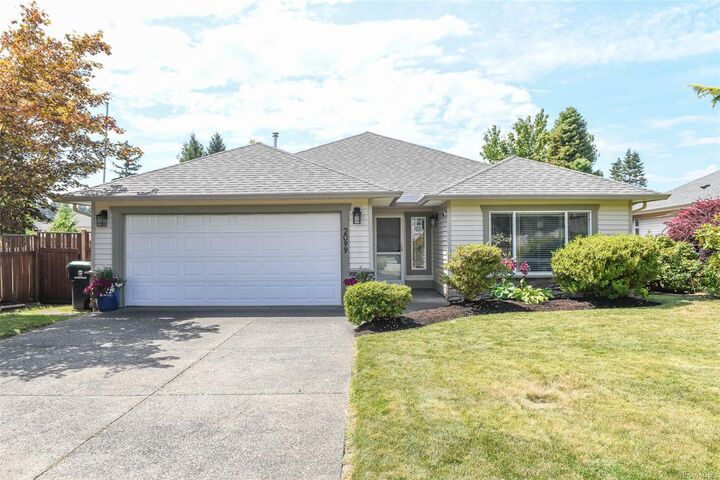 2099 St. Andrews Way — photo 1
