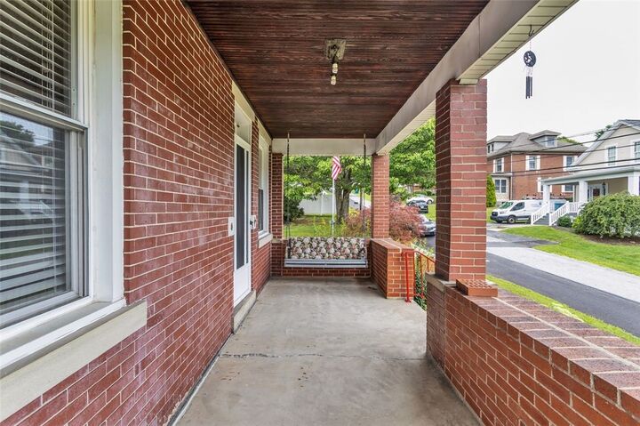 Property Photo: 418 Walnut Ave PA 15639