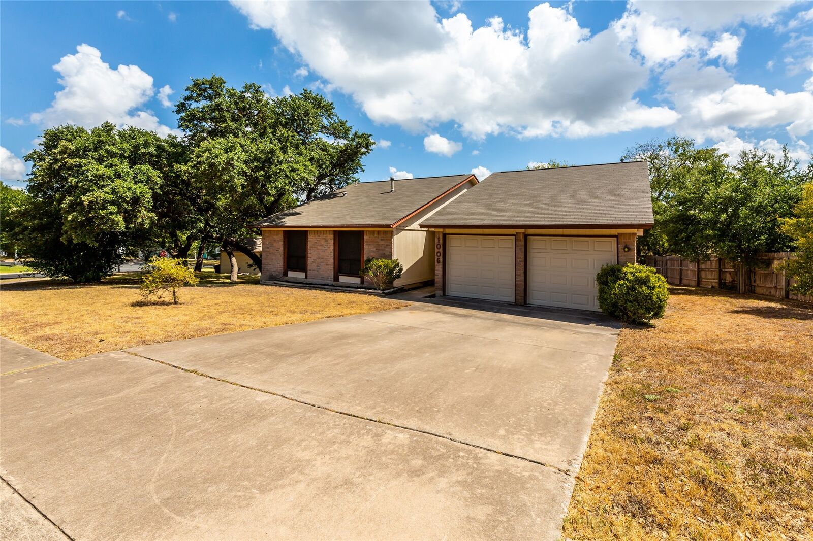 Property Photo: 1006 Silbury Drive TX 78758