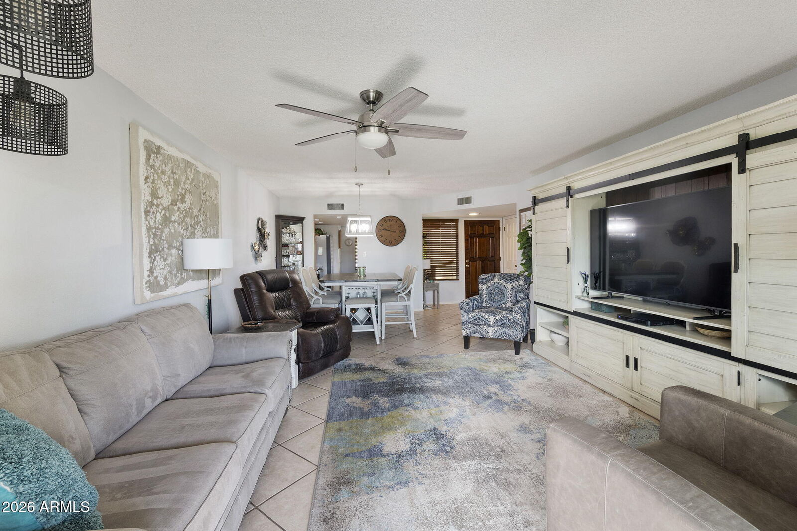 Property Photo:  725 S Arrowwood Way  AZ 85208 