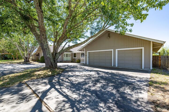 Property Photo: 5325 Lone Pine Road CA 95472