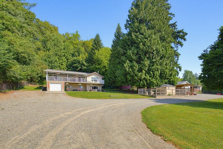Property Photo: 42045 Husband Road BC V0M 1G0