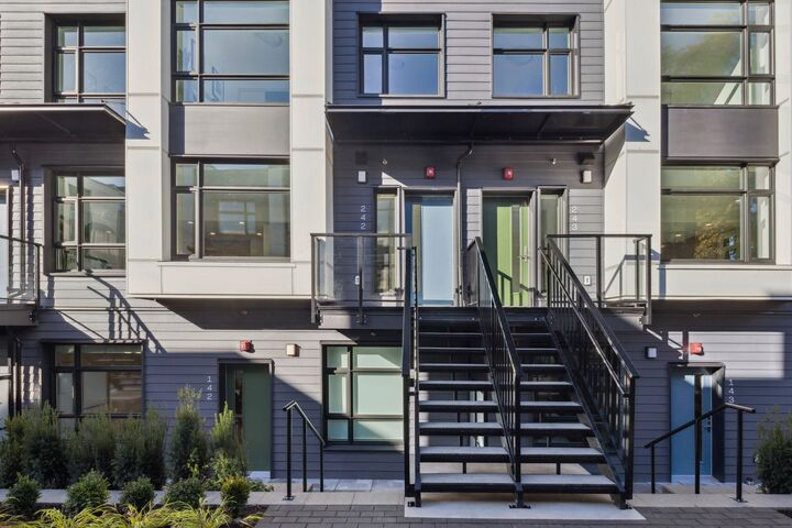 1014 W 47th Avenue 242 — photo 1