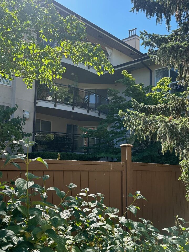 Property Photo: 7505 138 Street 212 BC V3W 0W6