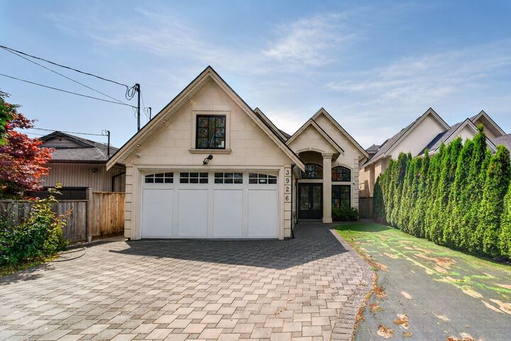 3926 Lockhart Road — photo 1