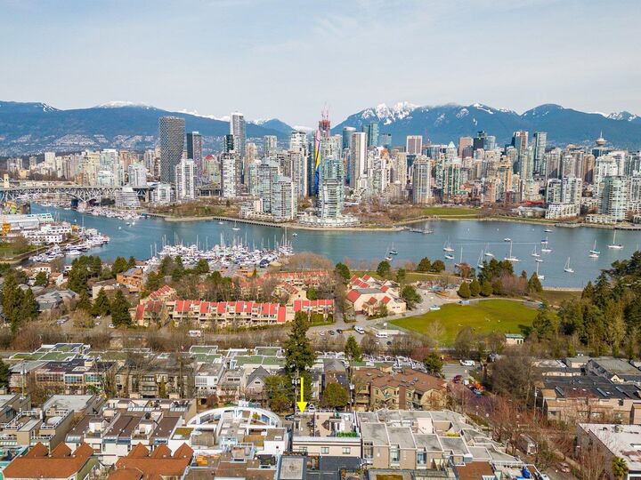 Property Photo: 1024 W 7th Avenue 201 BC V6H 1B3