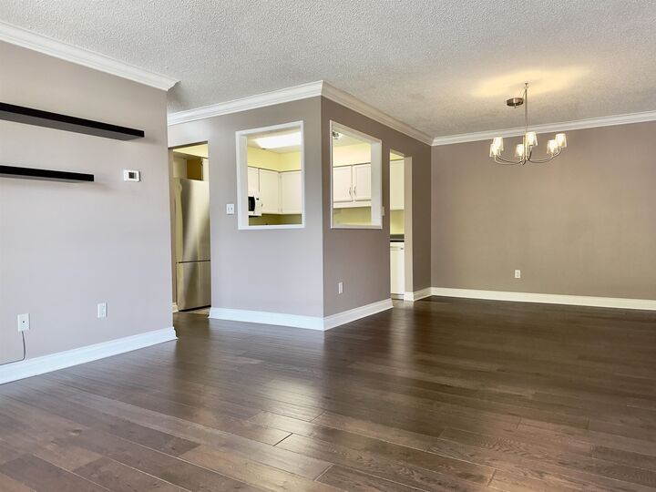 Property Photo:  33490 Cottage Lane 104  BC V2S 6B8 