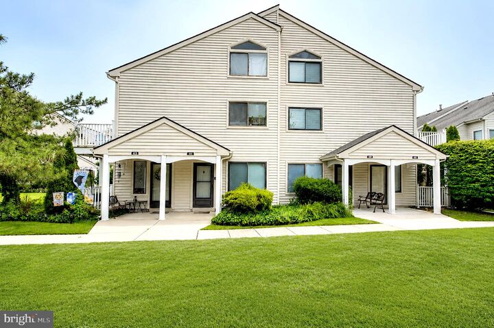Property Photo:  411 Gregorys Way  NJ 08043 