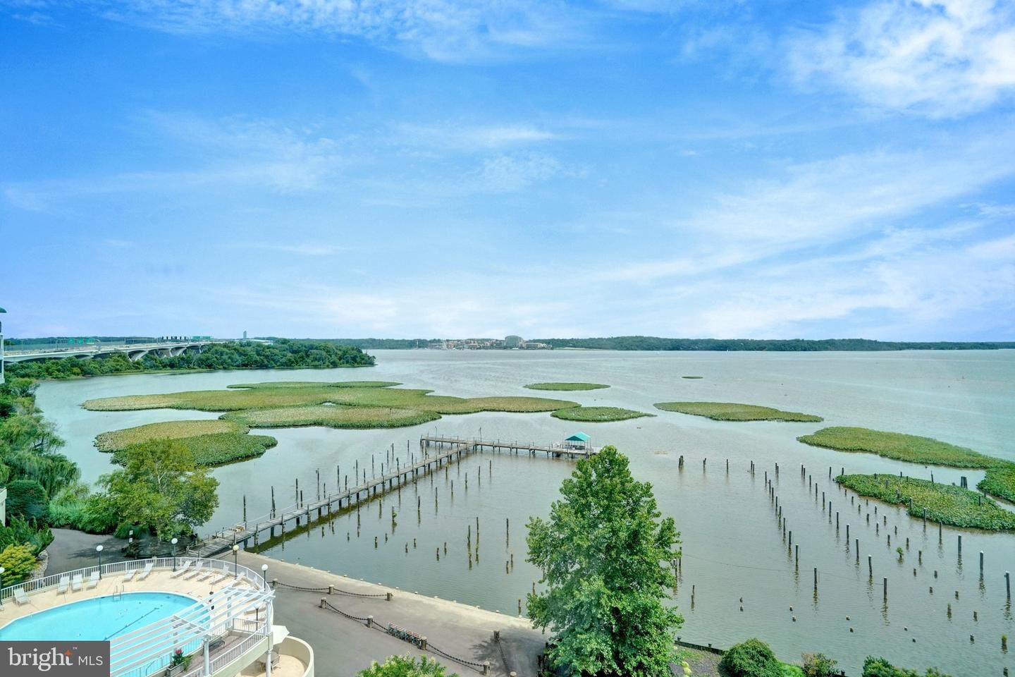 Property Photo:  1250 S Washington Street 703  VA 22314 
