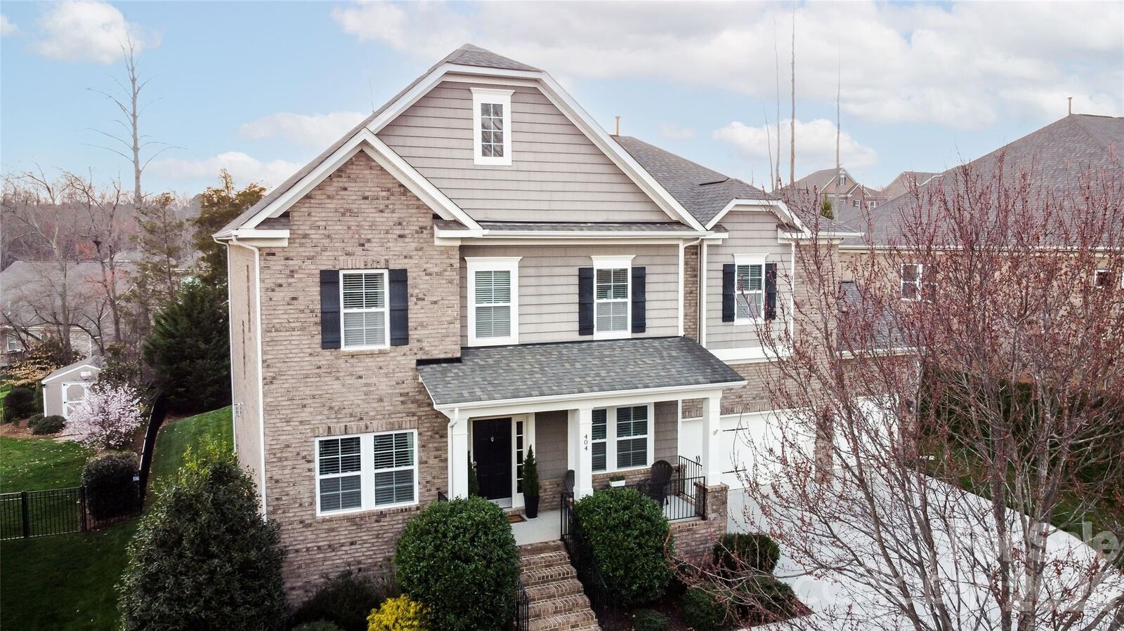 Property Photo: 404 E Waterlynn Road NC 28115