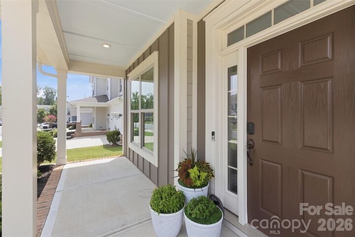 Property Photo:  1004 Hallmark Way  NC 28173 