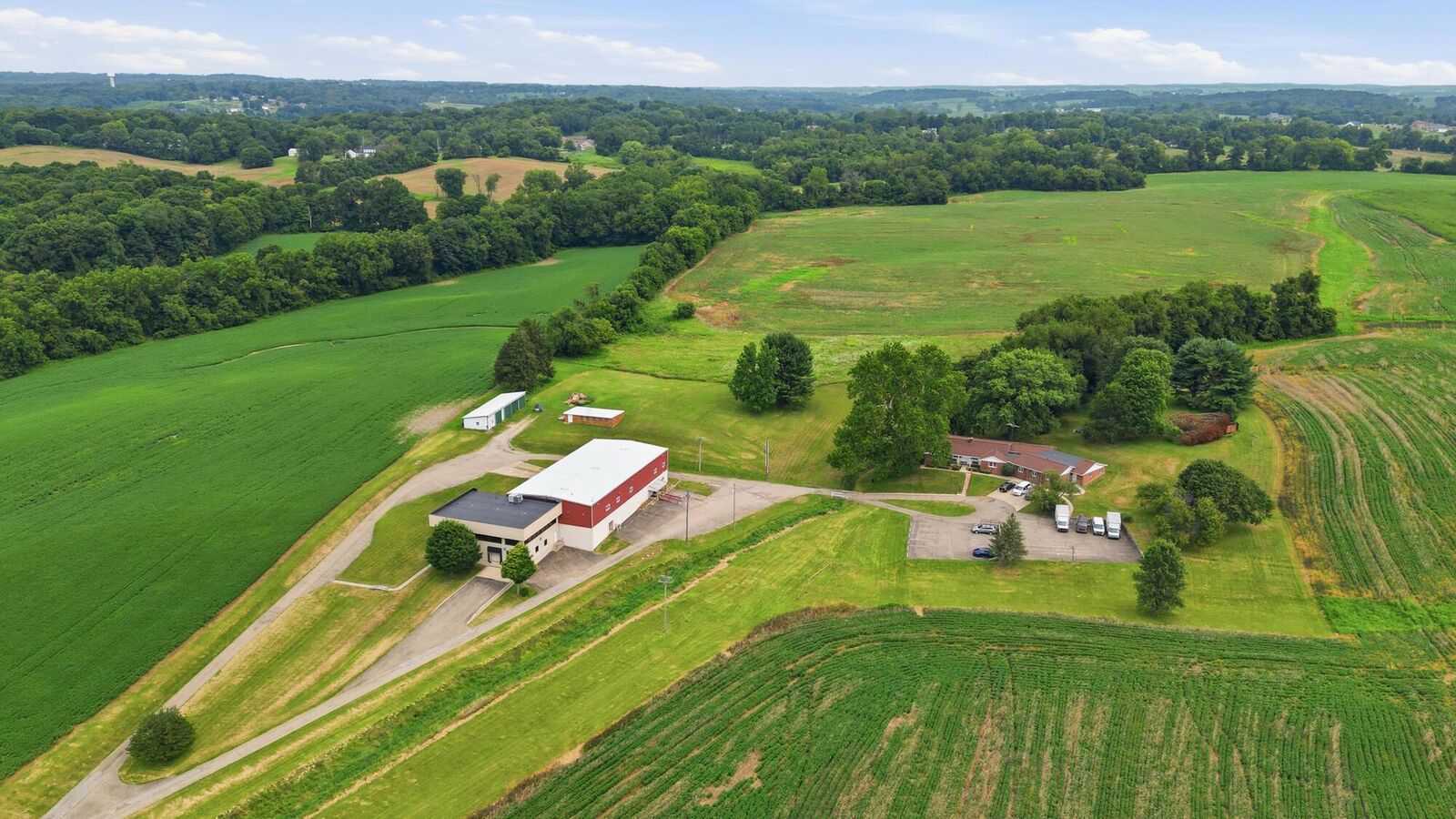 Property Photo:  3484 Cincinnati Zanesville NE Road  OH 43130 