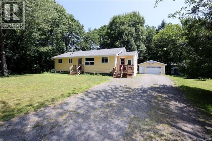 Property Photo:  43 Broadview Avenue  NB E3A 1K6 