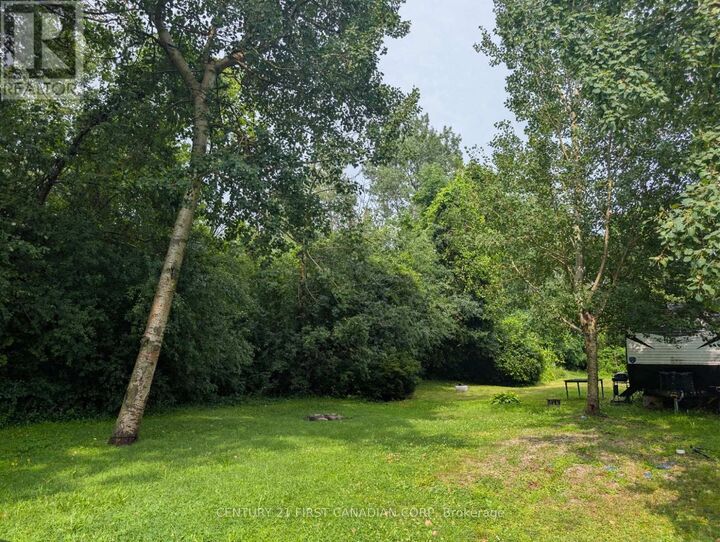 Property Photo:  79681 Bluewater Highway 65  ON N7A 3X8 