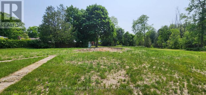 Property Photo:  444 Durham Street  ON N2Z 2B8 