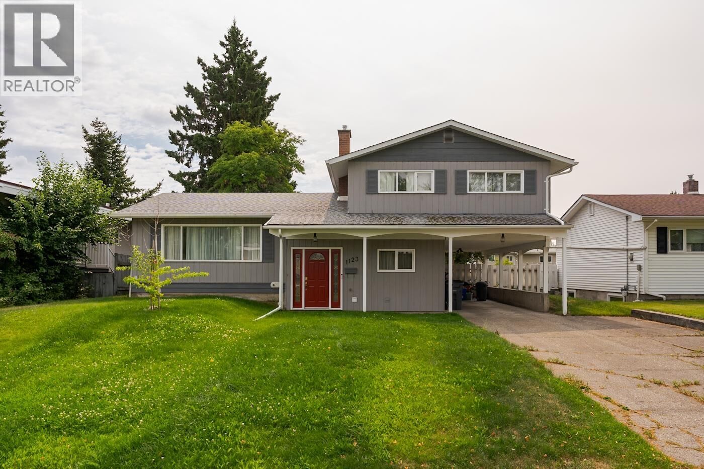 Property Photo:  1123 Chilako Avenue  BC V2M 3Y5 