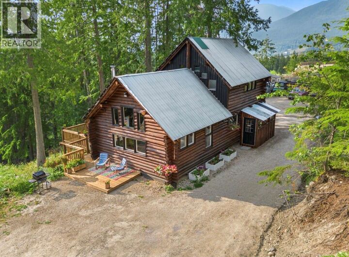 760 Kangaroo Trail — photo 1