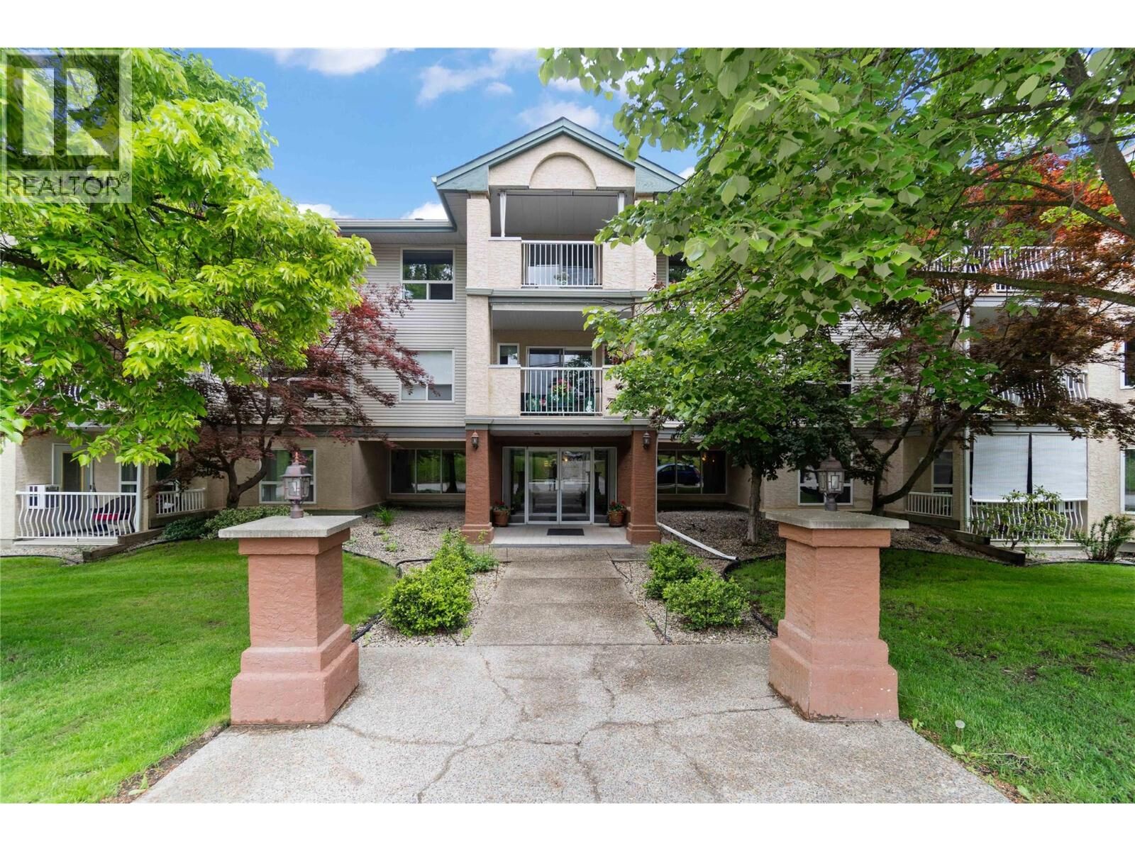 Property Photo:  250 5th Street Southeast 208  BC V1E 1J8 
