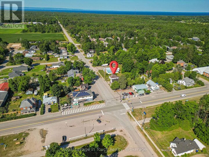 Property Photo:  8 Conc 5 Road West  ON L0L 2J0 