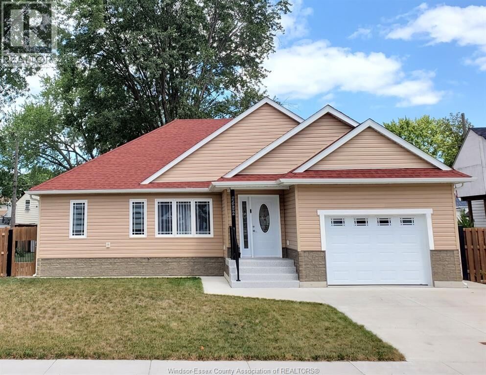 Property Photo: 2482 Rossini ON N8W 4R1
