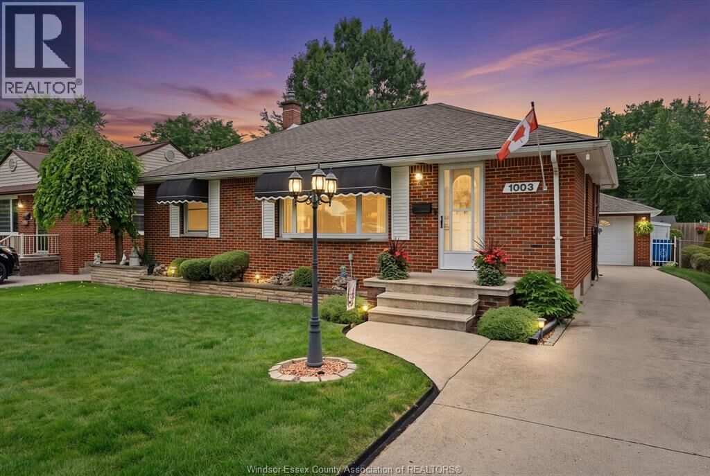 Property Photo:  1003 Isabelle Place  ON N8S 2B3 