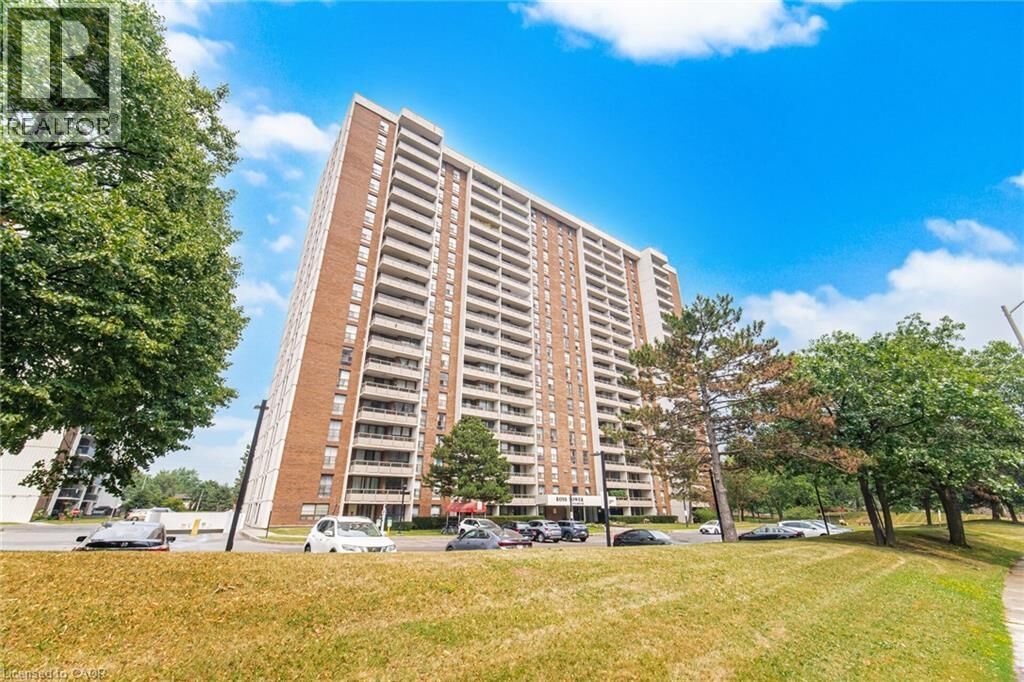 Property Photo:  4 Kings Cross Road 303  ON L6T 3X8 