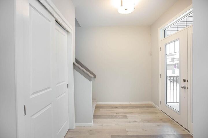 Property Photo: 108 Kite Bay MB R2P 0H3