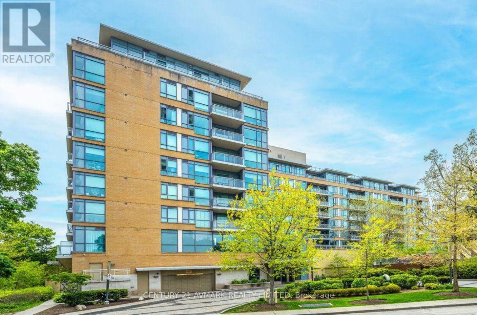 Property Photo: 20 Gothic Avenue 724 ON M6P 1T5