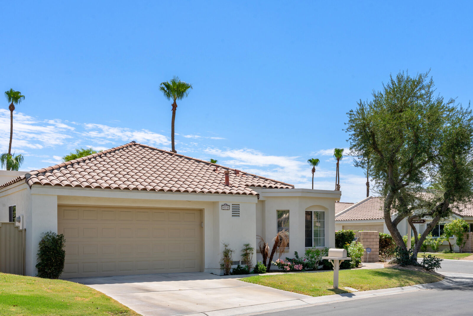 Property Photo: 43730 Lisbon Way CA 92211