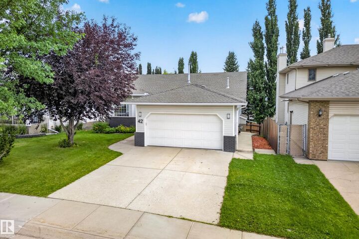 Property Photo: 42 Charlton Crescent AB T8H 1S1