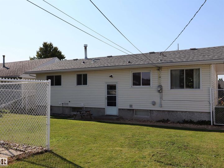 Property Photo: 4306 - 55 Ave AB T7N 1K1
