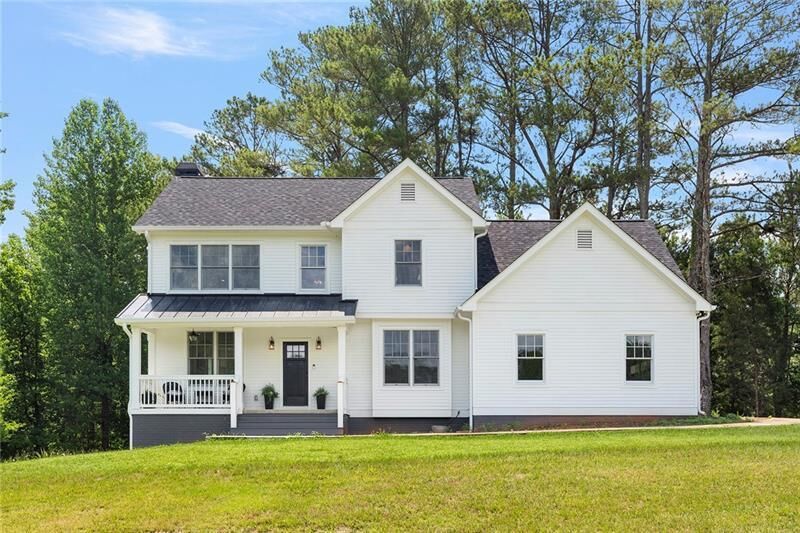 Property Photo: 7600 Barnes Road GA 30268