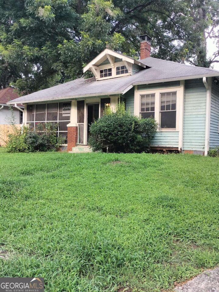 Property Photo:  1424 Graham Street SW  GA 30310 