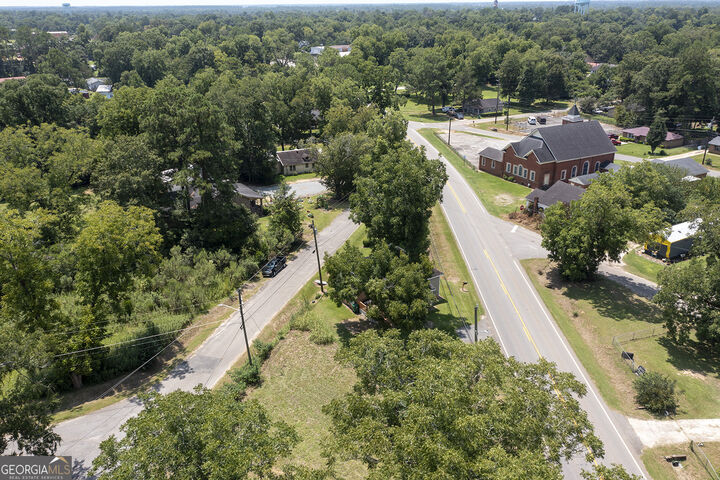 Property Photo:  823 Cooper Drive NE  GA 39842 
