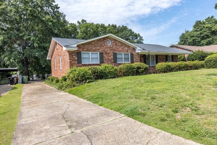 Property Photo:  2200 Lancaster Drive  GA 31904 