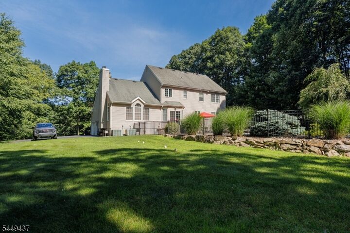 Property Photo:  11 Donna Lane  NJ 07836 