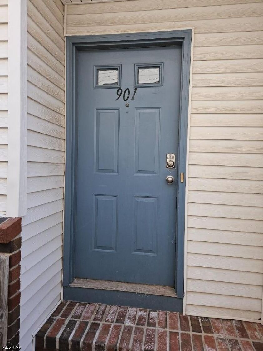 Property Photo: 901 Reed Ct NJ 08822