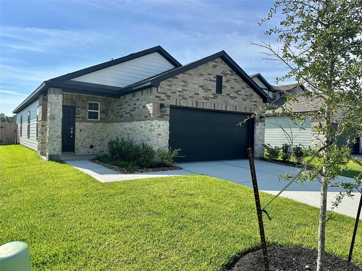 Property Photo: 12026 Curlin Drive TX 77318