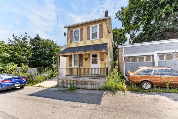 Property Photo: 703 Canning Street PA 18015