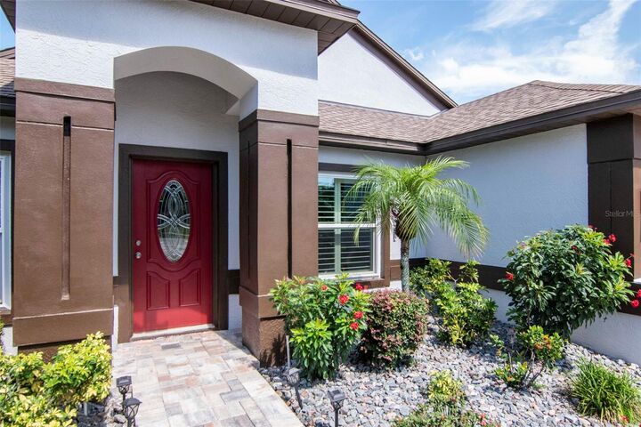 Property Photo:  9301 Brookhurst Court  FL 33647 