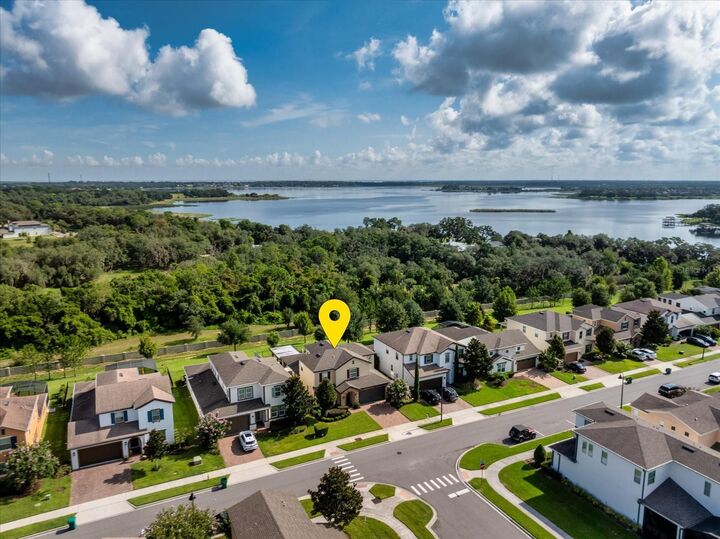 Property Photo: 16971 Tradewind Point FL 34787