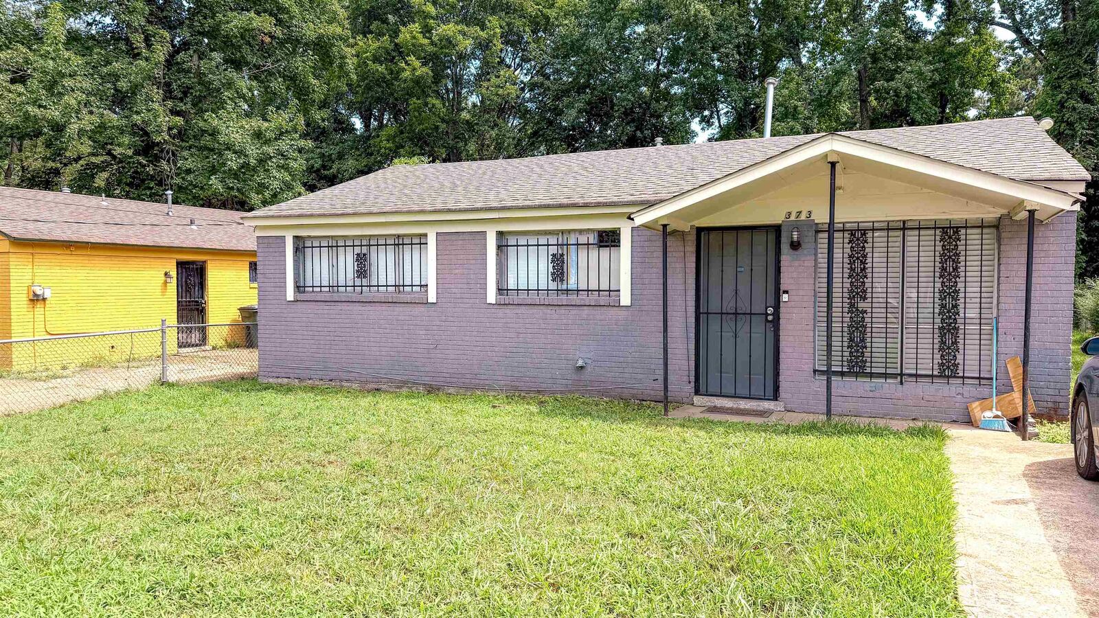 Property Photo:  373 Delta Dr  TN 38109 