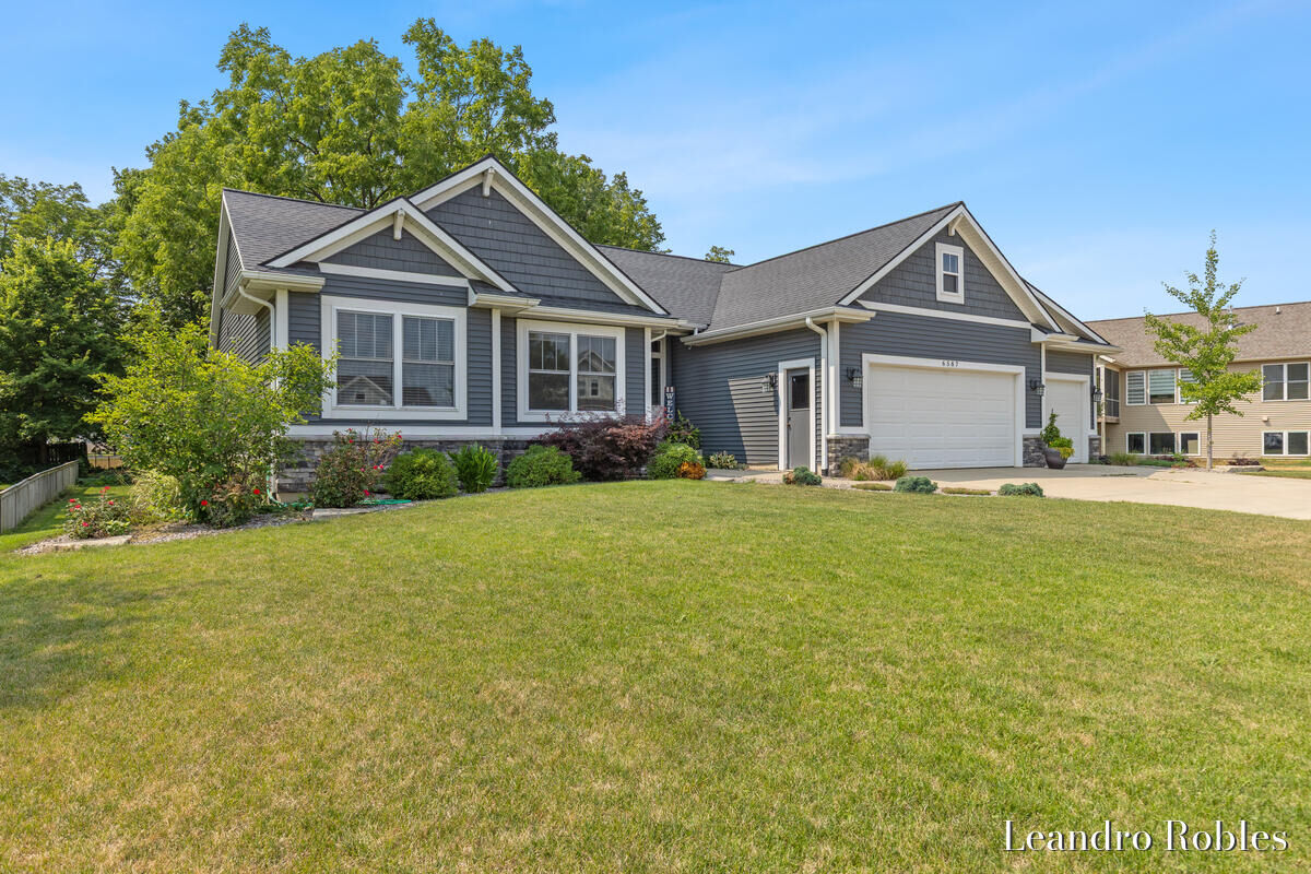 Property Photo: 6587 Alward Drive MI 49426