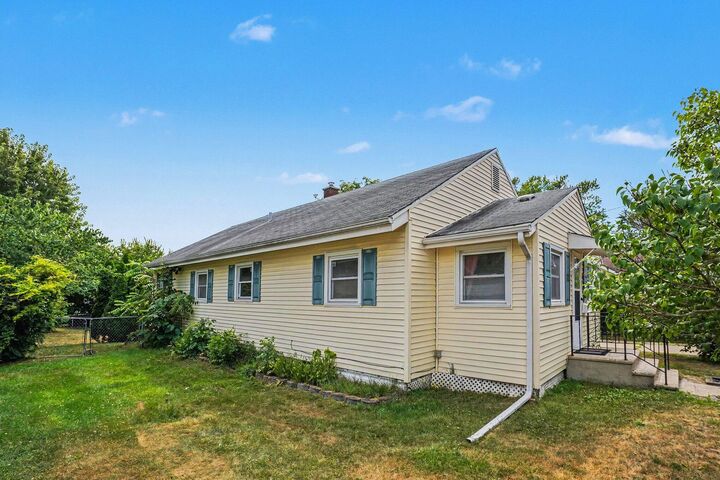 Property Photo: 926 Foley Street MI 49001