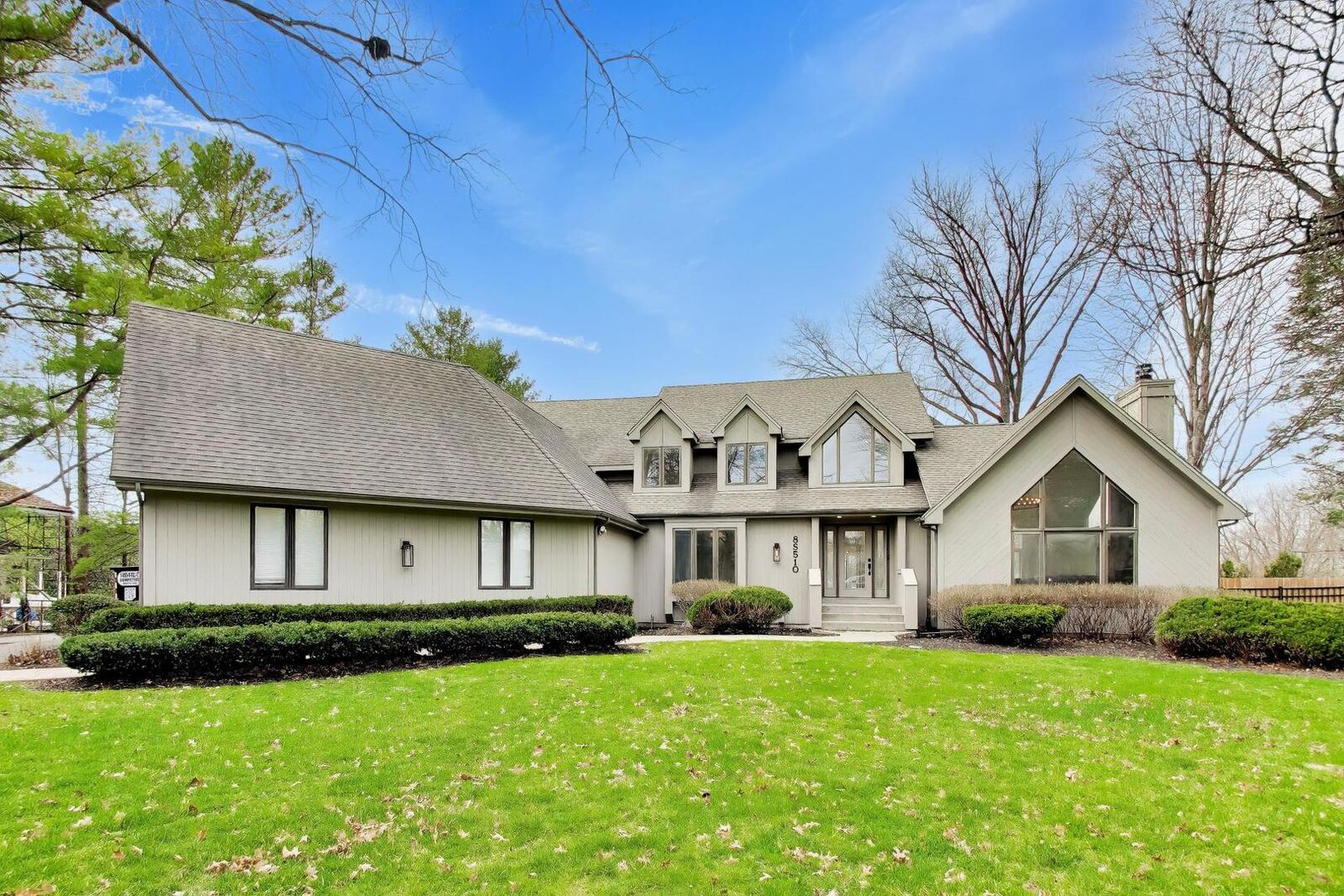 Property Photo: 8S510 Oxford Lane IL 60565