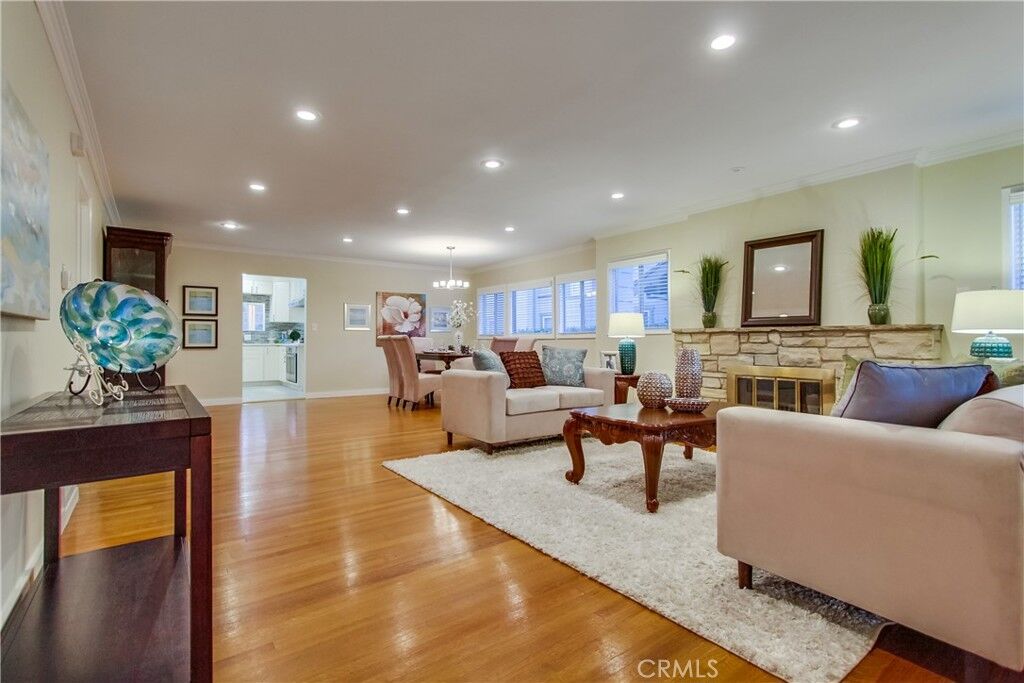 Property Photo:  1918 La France  CA 91030 