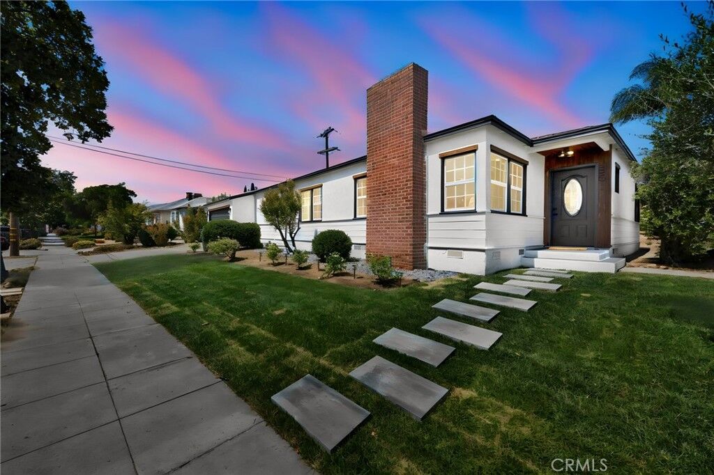 Property Photo:  861 Grant Avenue  CA 91202 