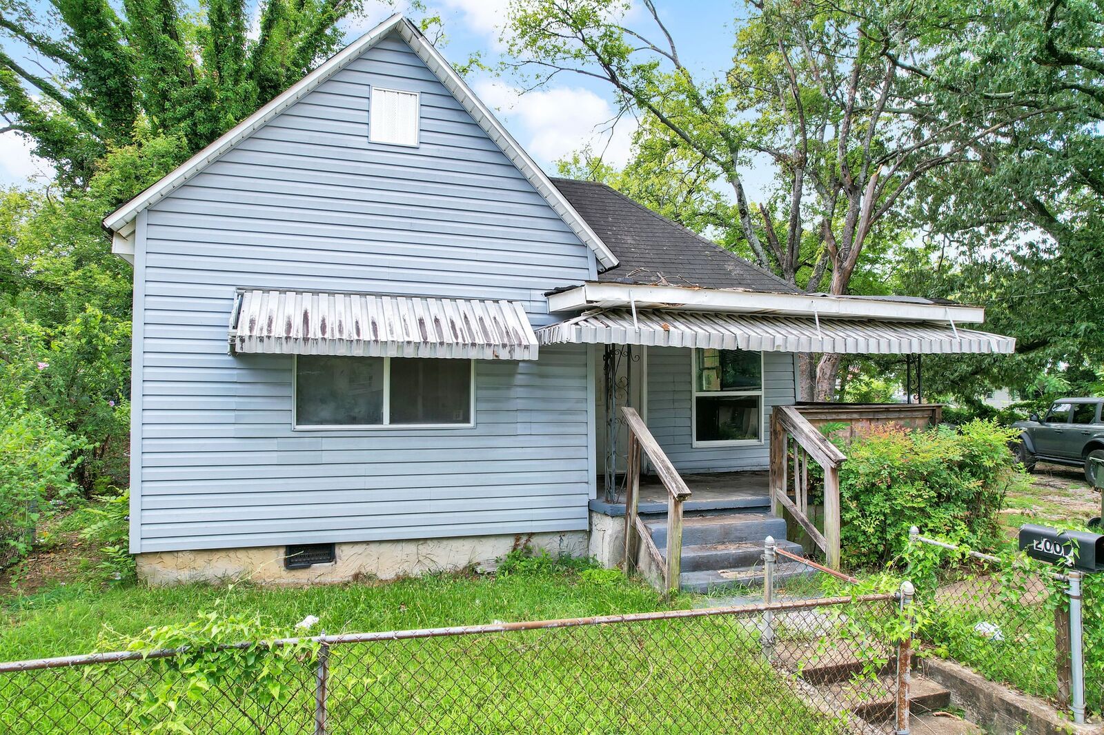 Property Photo:  2002 Cleveland Ave  TN 37404 